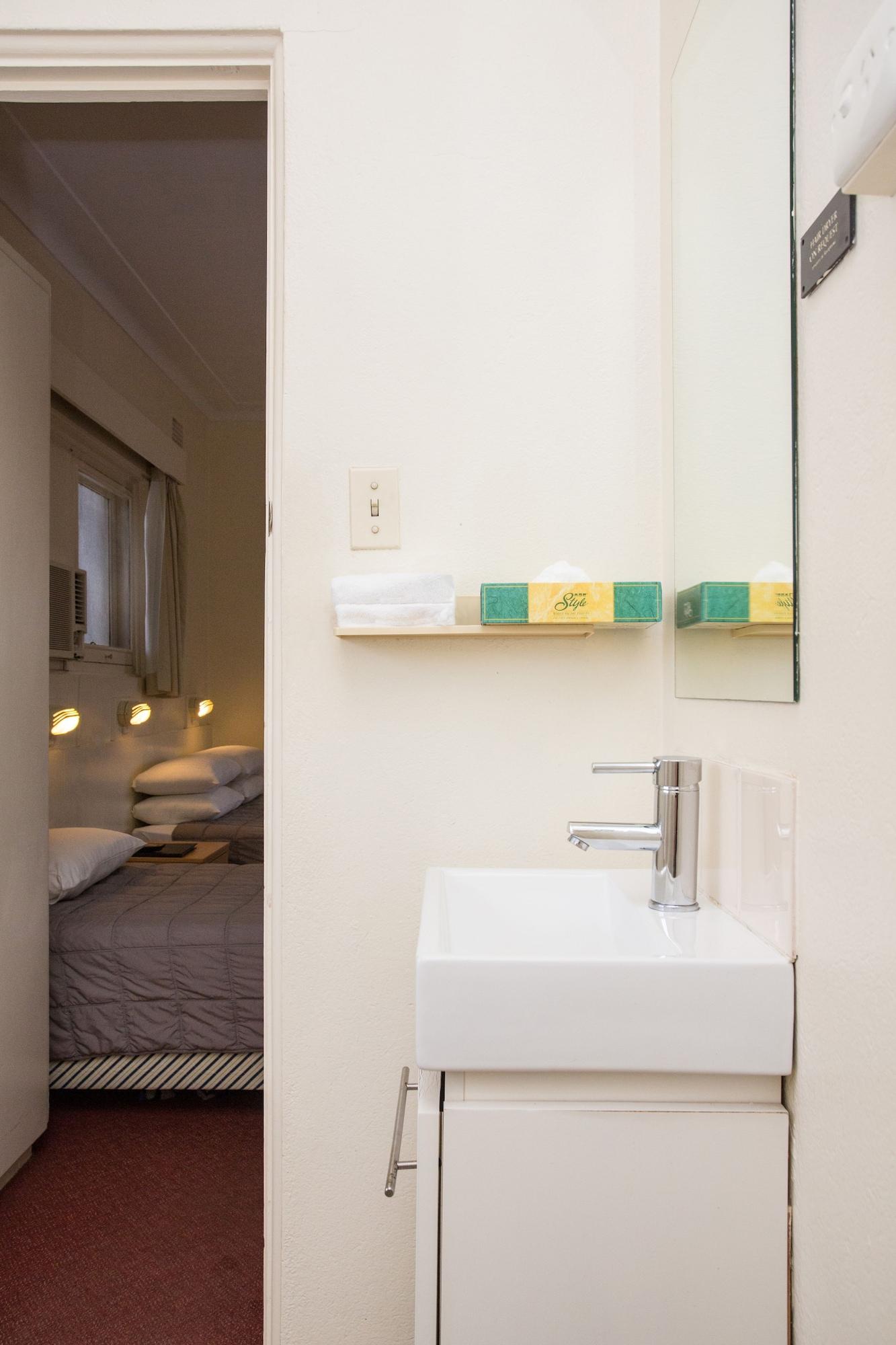 Cowra Motor Inn Экстерьер фото