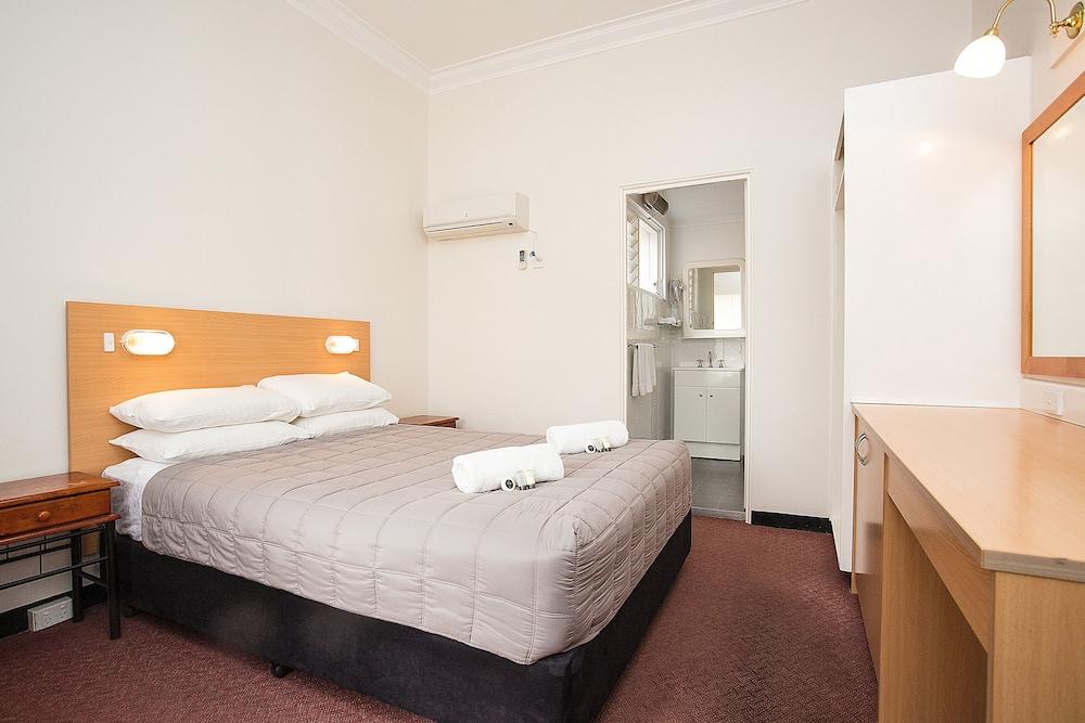 Cowra Motor Inn Экстерьер фото