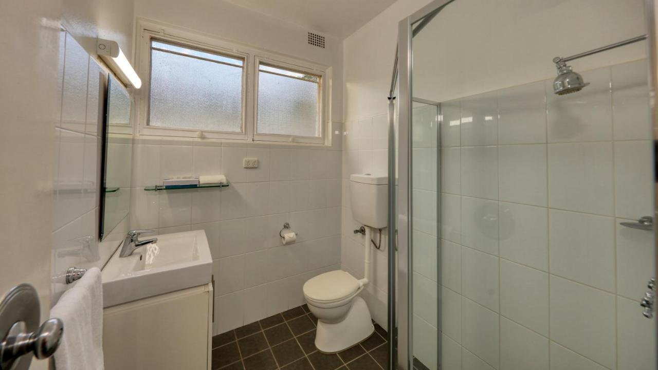 Cowra Motor Inn Экстерьер фото