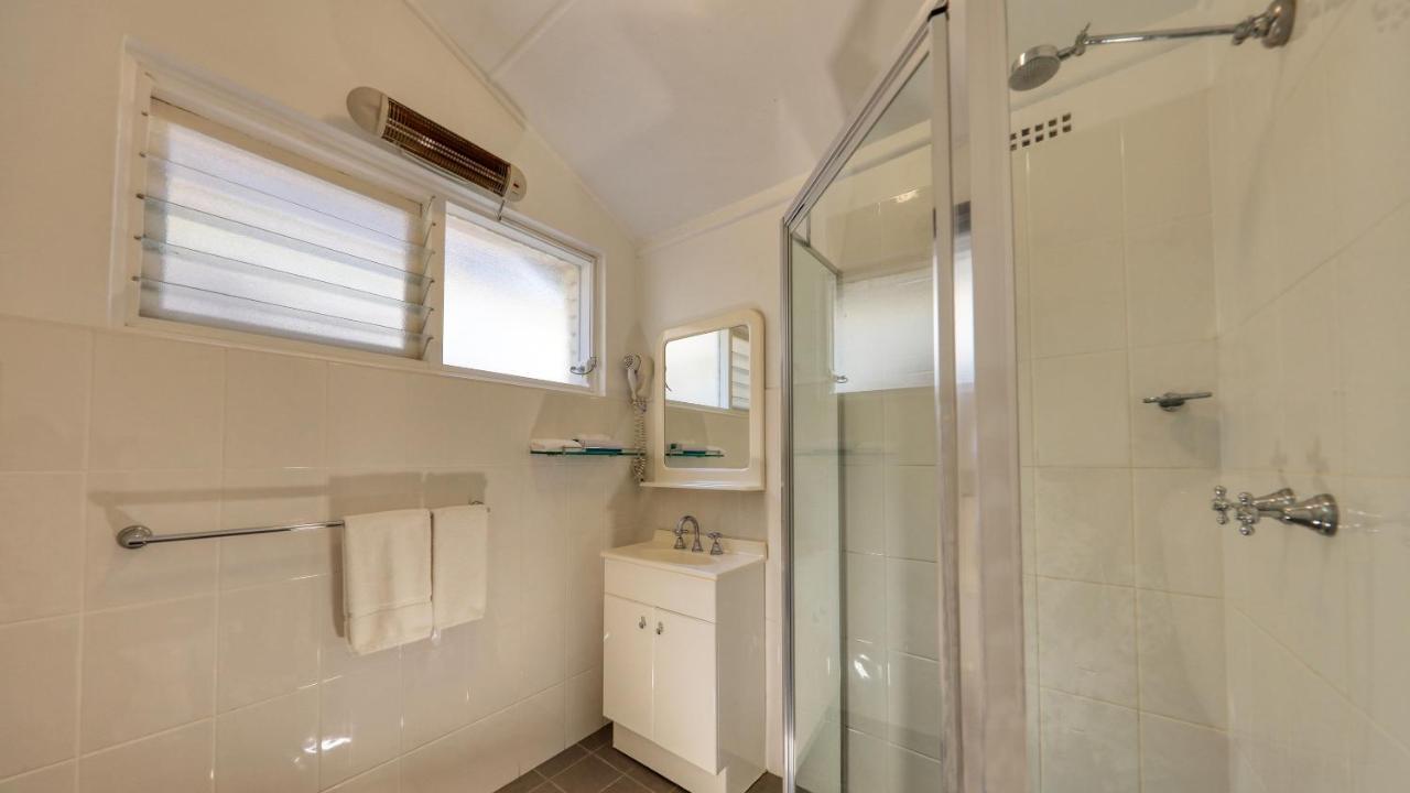 Cowra Motor Inn Экстерьер фото