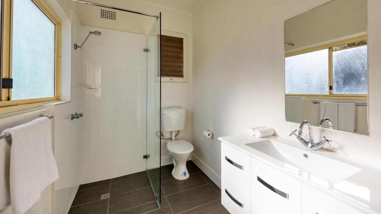 Cowra Motor Inn Экстерьер фото